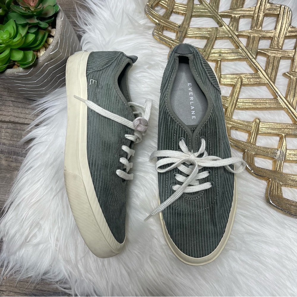 Everlane‎ Corduroyed Green Sneakers